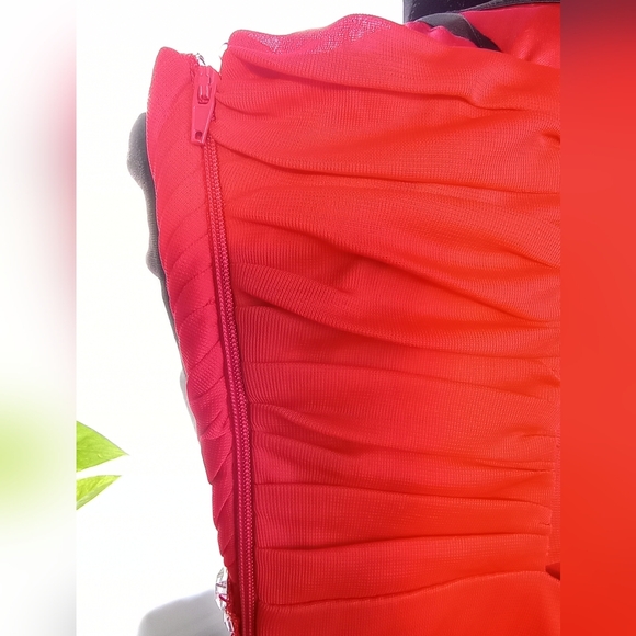 REDUCED! SPEECHLESS Red Strapless Sweetheart Micro Mini NWT Sz 3 - Picture 7 of 15